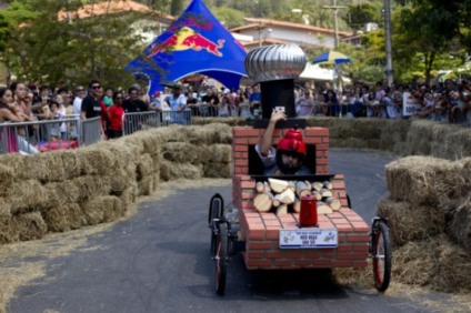 Descendo a ladeira com Red Bull Soapbox em BH