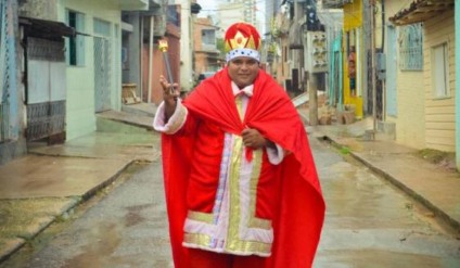 Rei Momo de Belém recebe a chave da cidade