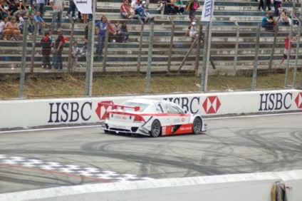 Refinaria acelerou no WTCC 2010