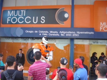 Sisters leva "Robozão" à inauguração da MultiFoccus