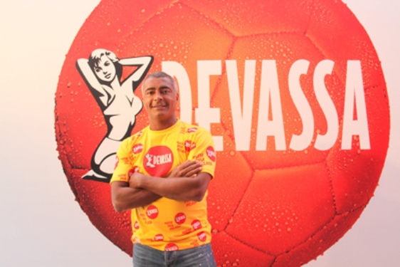 Devassa leva novidades para a Marquês de Sapucaí