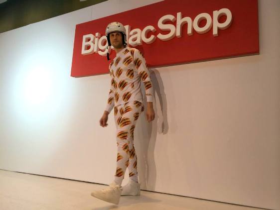 Big Mac inspira roupas do McDonald's da Suécia Big Mac inspira roupas do McDonald's da Suécia