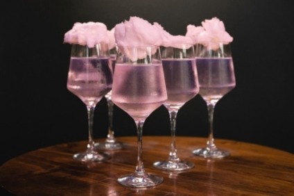 Drinks do Bem têm renda revertida para o Outubro Rosa