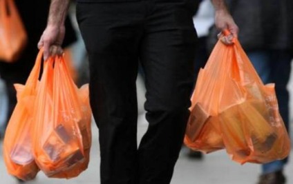 O que substituirá as sacolinhas plásticas?