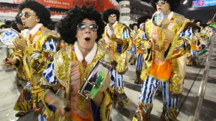 Dia Nacional do Samba é comemorado com muito estilo
