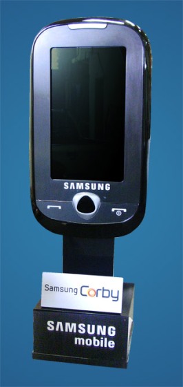 Outform cria totem para Samsung