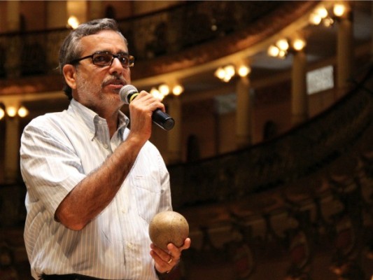 Secretário falou à imprensa amazonense nesta terça (Foto: Girlene Medeiros/G1 AM)