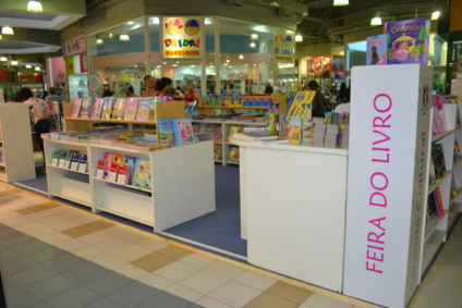 Santa Cruz promove feira de livros infantis