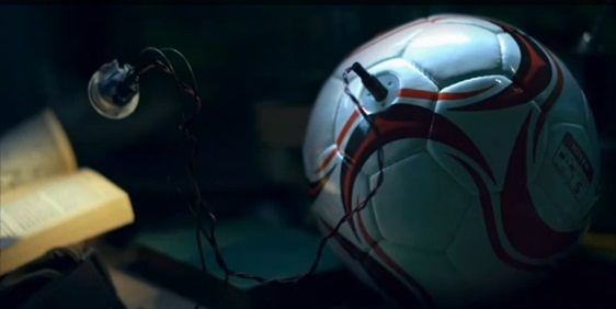 Conheça sOccket: a bola de futebol sustentável 
