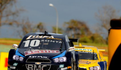 Com liderança de Cacá Bueno, Stock Car chega a Cascavel