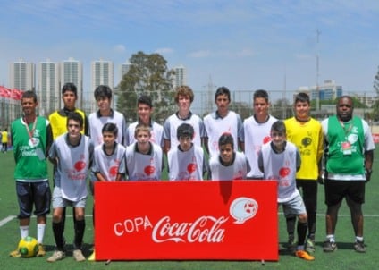 Rock cria ações para Copa Coca-Cola de futebol