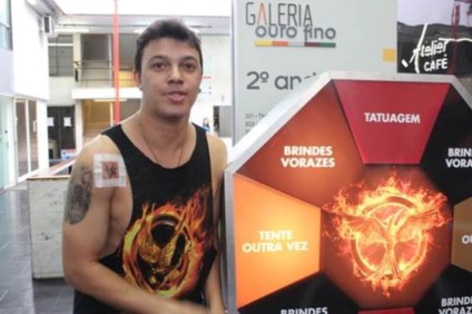 Tatoo Day fez a alegria dos fãs de Jogos Vorazes 