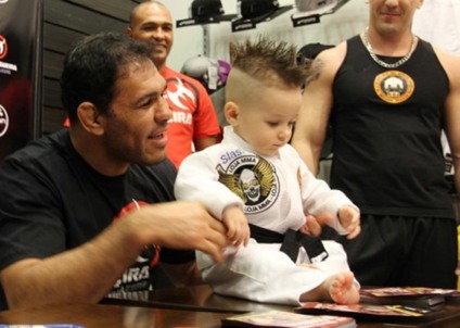 Minotauro e Minotouro abrem academia em Porto Alegre