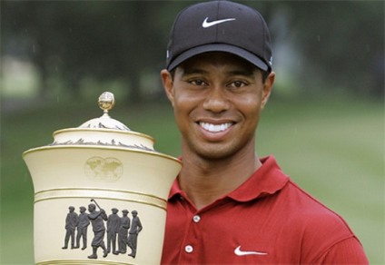 Tiger Woods perde títulos e patrocínios