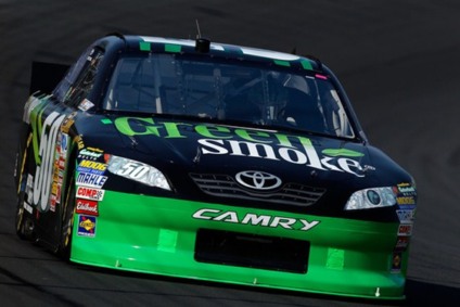 Piloto da Nascar terá patrocínio de cigarro 
