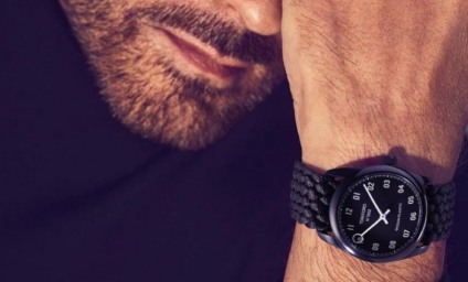 Tom Ford cria relógio 100% feito com plástico do oceano