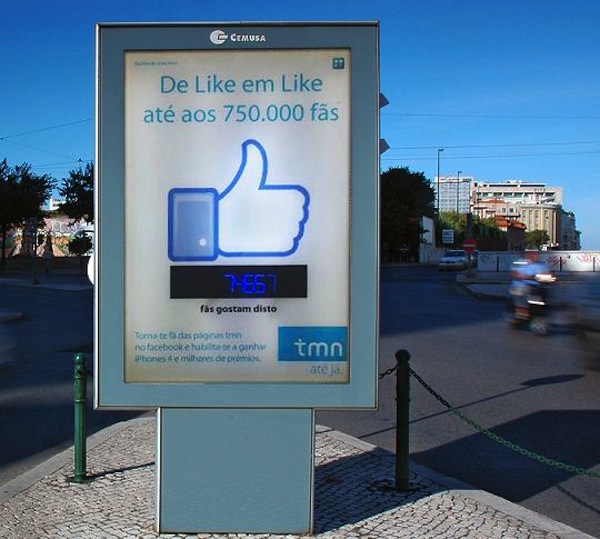 TMN conecta mupi com Facebook nas ruas de Portugal