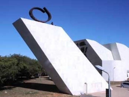 Centro Cultural Três Poderes, que abriga o Panteão da Pátria, o Espaço Lucio Costa e o Museu da Cidade (Foto: Mary Leal/Agência Brasília).