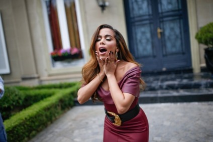 Renault transforma Anitta em "La Pagadora"