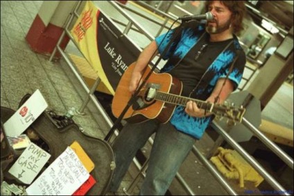 Músicos de rua em campanha para Unilever