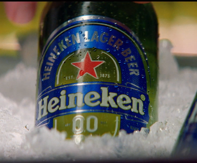 James Bond troca seu martini pela Heineken sem álcool