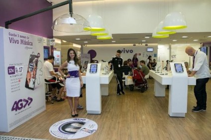 Vivo surpreende clientes no ponto de venda