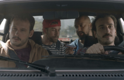 Integer\Outpromo cria a promo Snickers abastece seu rolê