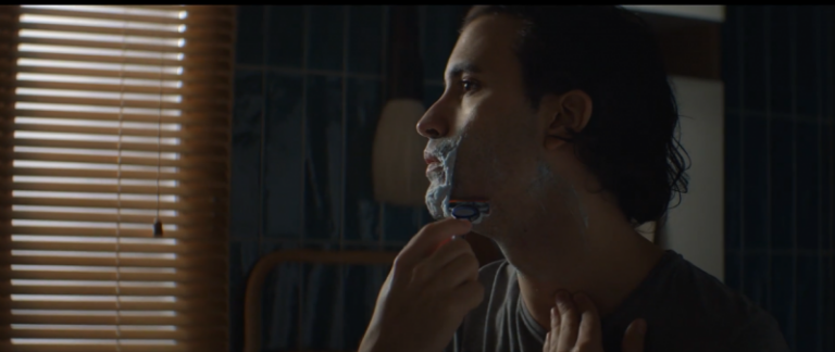 Drag queen é a estrela de comercial da Gillette
