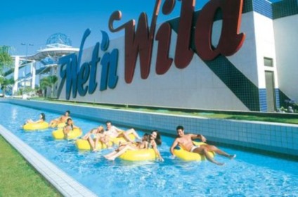 Scritta volta a atender Wet'n Wild