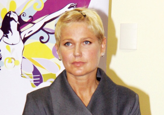 Xuxa e o perde e ganha na Justiça Xuxa e o perde e ganha na Justiça