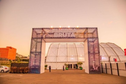 Marcas levam experiências para a Arena do Fuerza Bruta