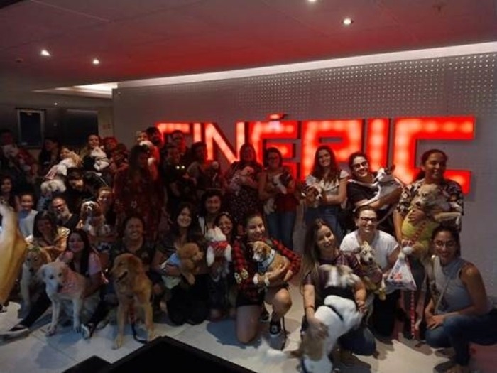 Américas Shopping realiza sessão ‘Cine Pets’