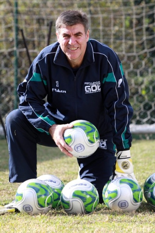 "Os Cobras do Shopping Butantã" convidam ex goleiro Zetti