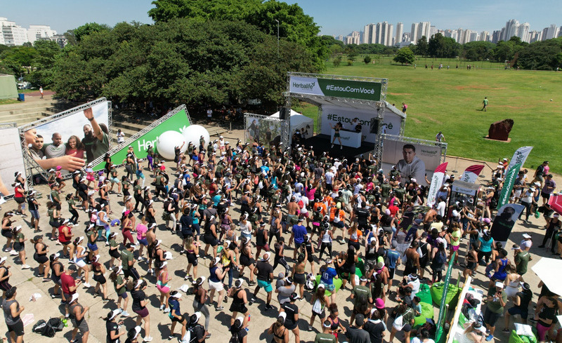 Herbalife realizou ação global com aulão fitness em São Paulo