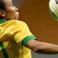 Marta estrela filme do Itaú Unibanco após ser imortalizada pela Fifa 