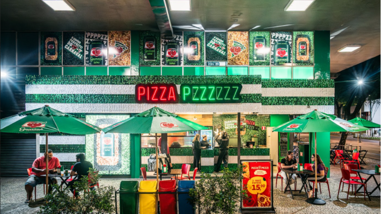 Guaraná Antarctica muda nome de pizzaria em BH para Pizza Pzzz Guaraná Antarctica muda nome de pizzaria em BH para Pizza Pzzz