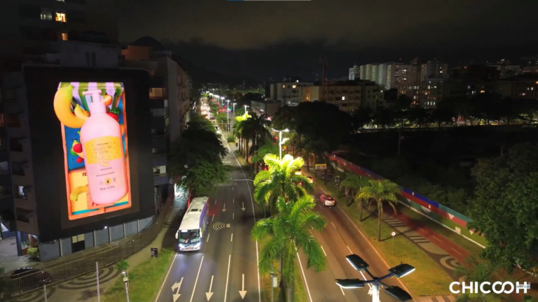 Boticário leva painel digital com 3D anamórfico ao Rio com frutas da Cuide-se Bem Feira
