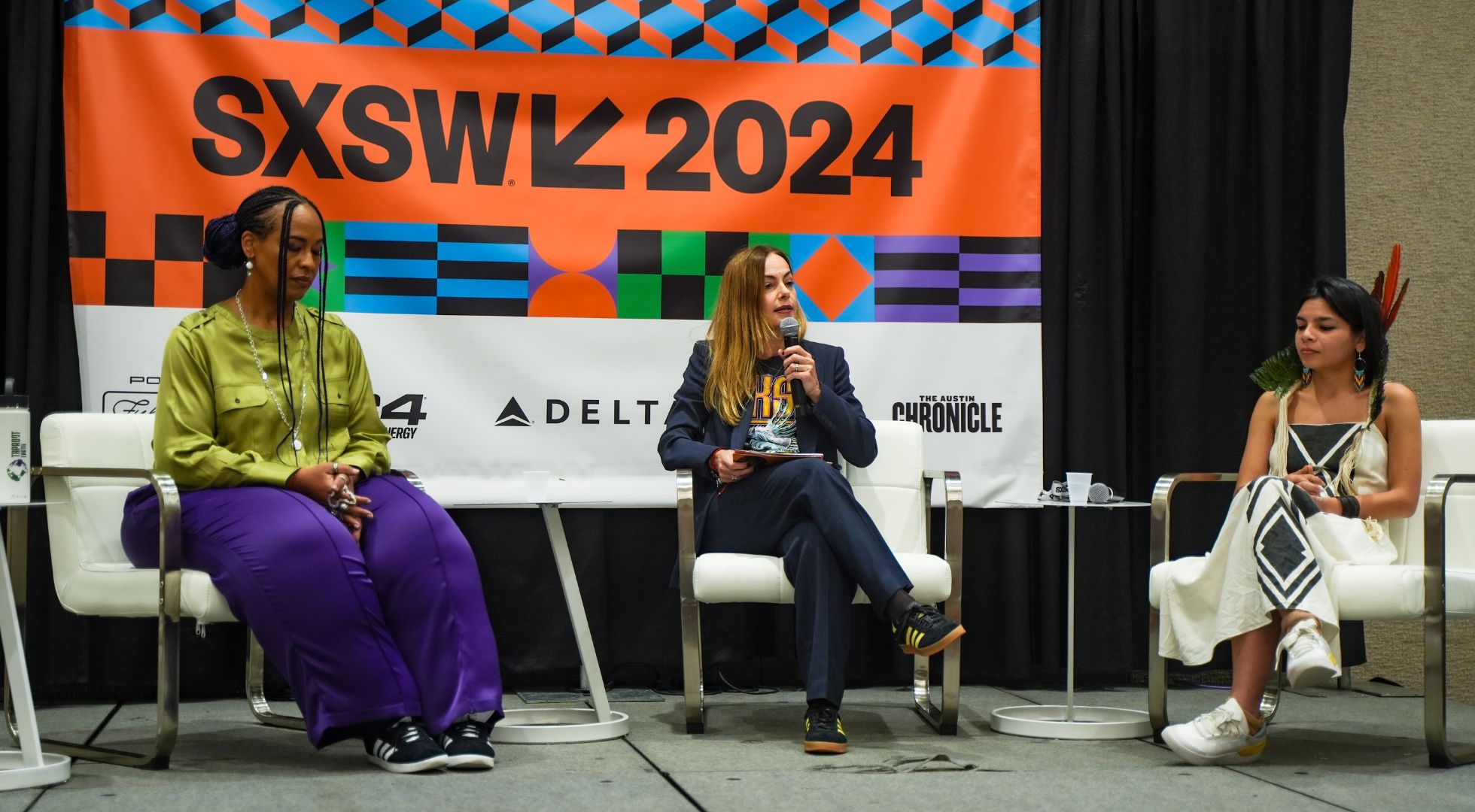 Txai Suruí, Colette Pichon Battle e Angela Pinhati no SXSW