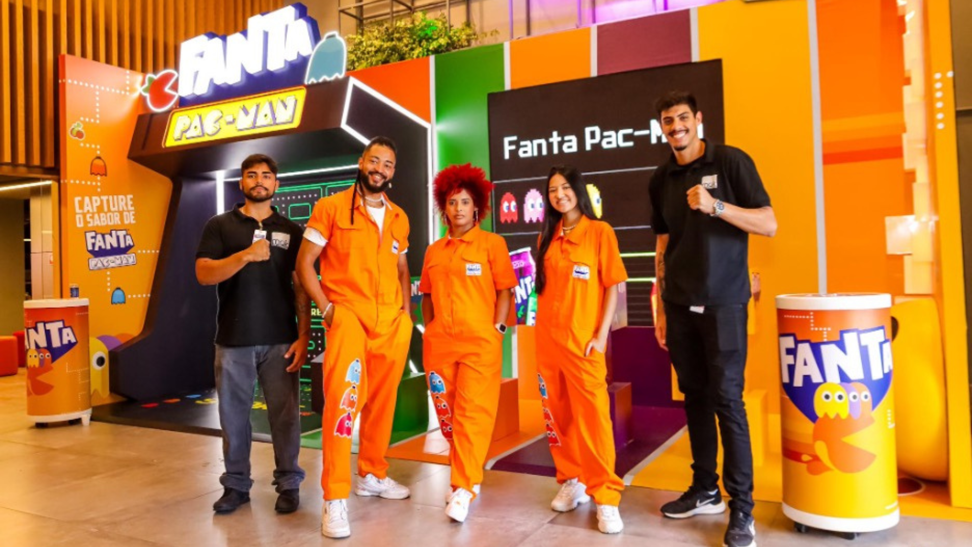 Ao realizar a ação personalizada para a Fanta, a Mak pensou justamente em promover a integração e aumentar a motivação dos funcionários acionando recursos lúdicos e criativos