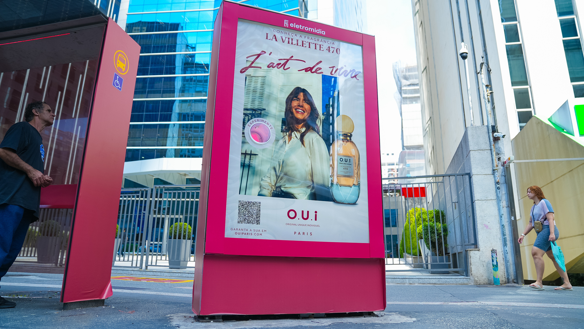 Ação de marketing aposta em mídia OOH para divulgar a fragrância La Villette 470