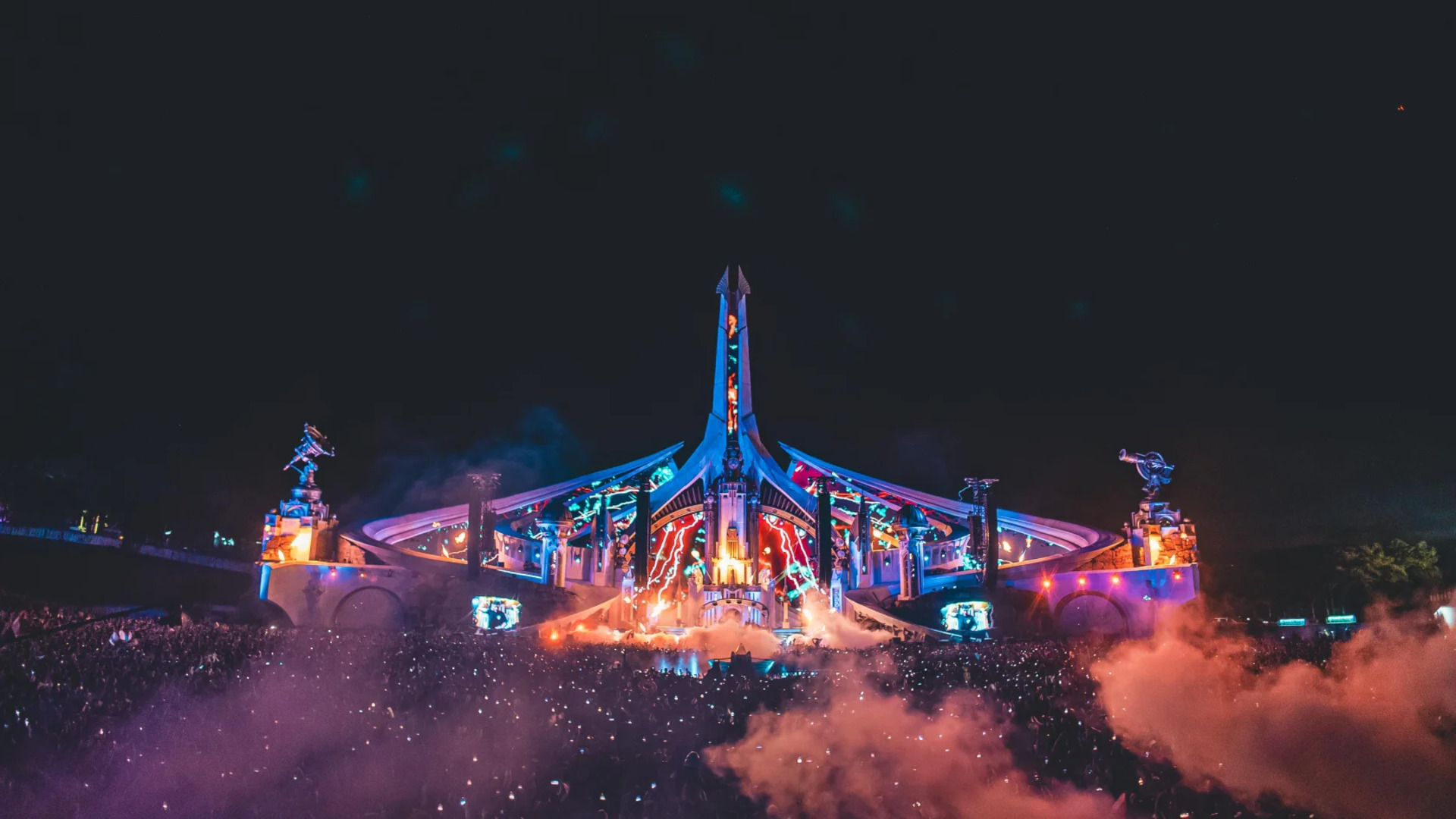 No dia 02 de maio de 2024, a partir das 10 horas (horário de Brasília), o Tomorrowland Brasil vai começar a venda mundial de ingressos para o maior festival de música eletrônica do mundo. Pessoas do mundo todo terão acesso às vendas e, para que seja possível a compra de ingressos, é necessário realizar o pré-registro no site http://my.tomorrowland.com até dia 01 de maio às 10 horas, mesmo aqueles que participaram da edição de 2023.