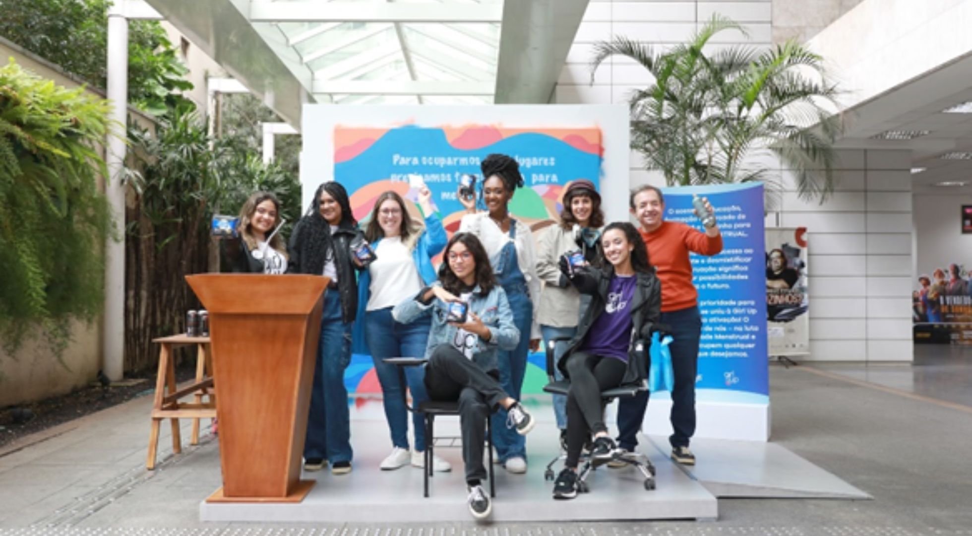 Always e Girl Up Brasil levam ação para Paulista