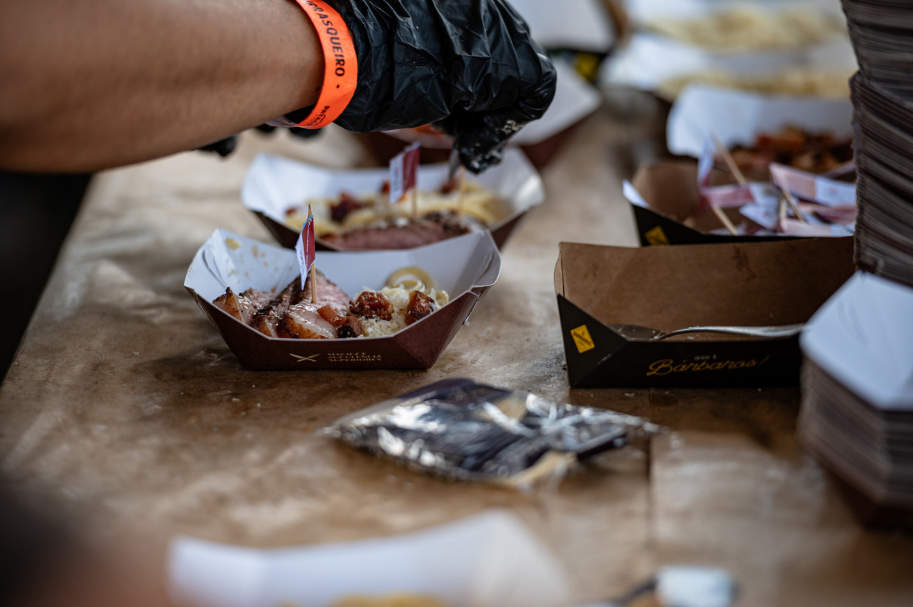 Consolidado como um dos principais festivais de churrasco do Brasil, o evento será realizado das 13h às 22hs, no Parque de Eventos CCA, local da tradicional Festa do Peão de Americana