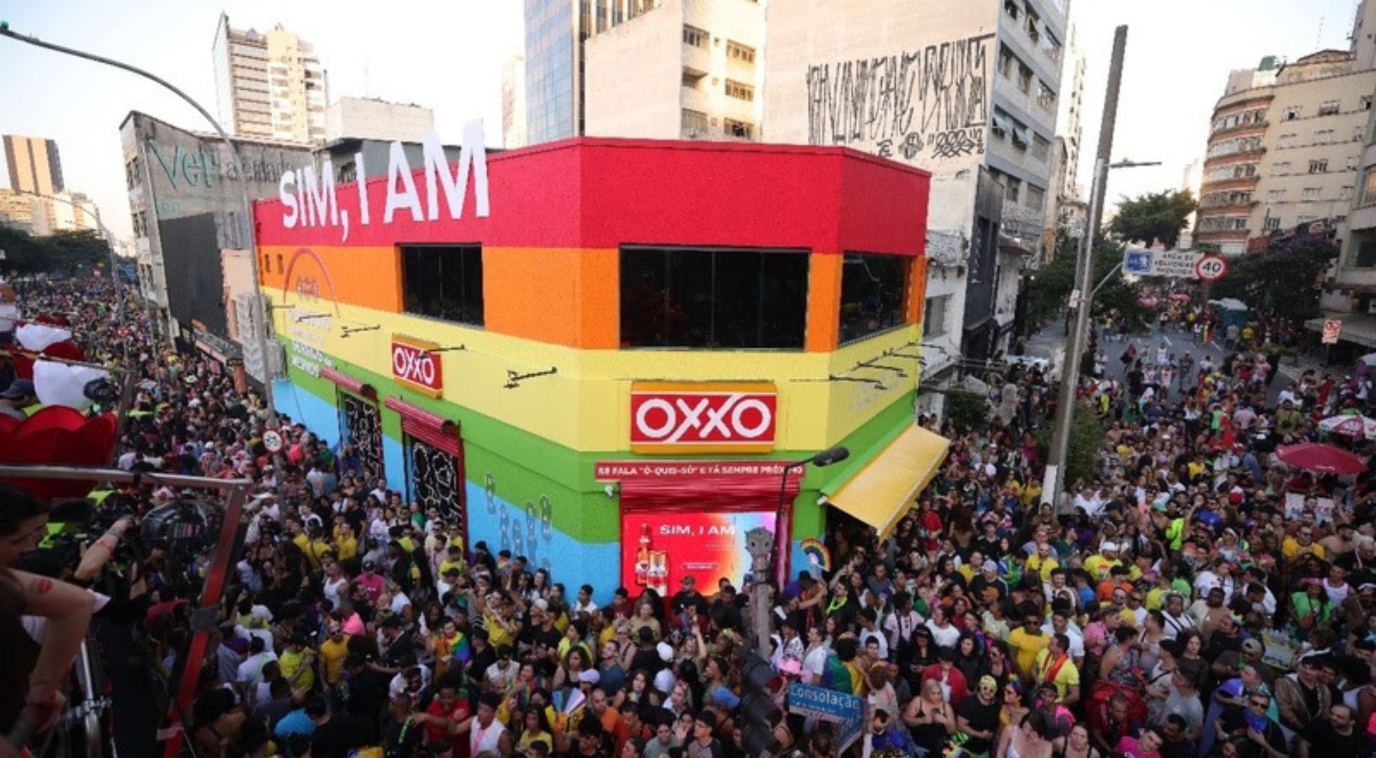 Flagship OXXO para a Parada do Orgulho LGBTQIAP+