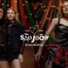 Em colaboração com as Lojas Riachuelo, a Dot. promove a customização de looks exclusivos em shoppings de várias cidades do nordeste, abrangendo Caruaru, Mossoró, Natal, Salvador e Campina Grande.