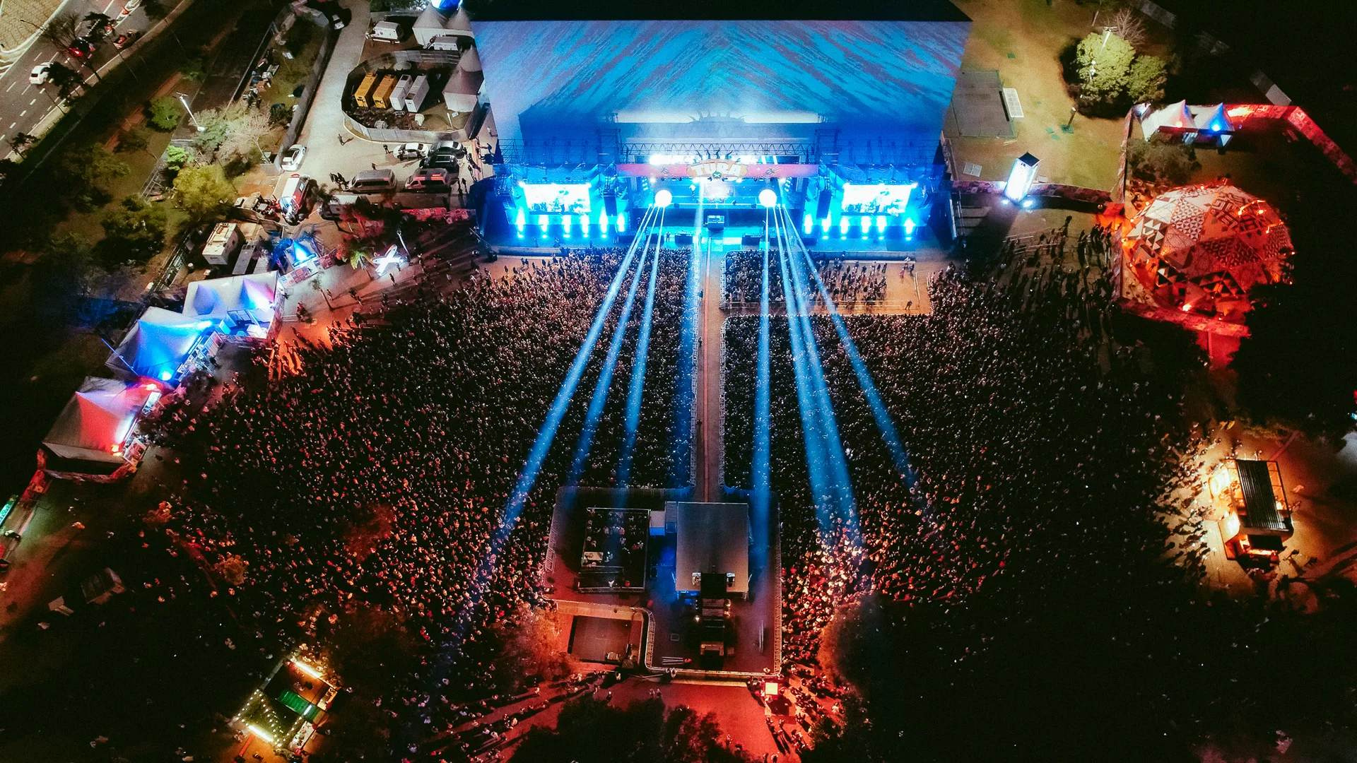 O Festival Turá São Paulo 2024 está pronto para celebrar a rica musicalidade brasileira em grande estilo. Nos dias 29 e 30 de junho, o Parque do Ibirapuera será palco de shows imperdíveis, experiências imersivas e ativações únicas das marcas parceiras.