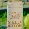 Stella Artois, cerveja oficial de Wimbledon, e o Zé Delivery, o principal aplicativo de entrega de bebidas do Brasil, fizeram uma parceria para oferecer uma experiência única durante as finais do grand slam britânico, por meio de uma lata comemorativa.