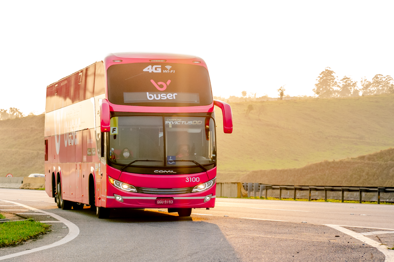 Buser faz promoção de aniversário