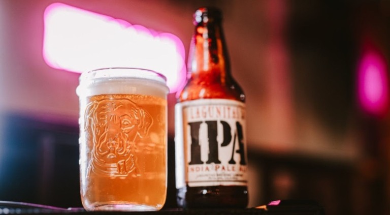 Imagem de uma cerveja que celebra o IPA Day
