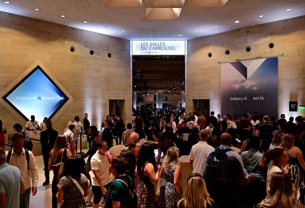 Evento Samsung AI no Louvre